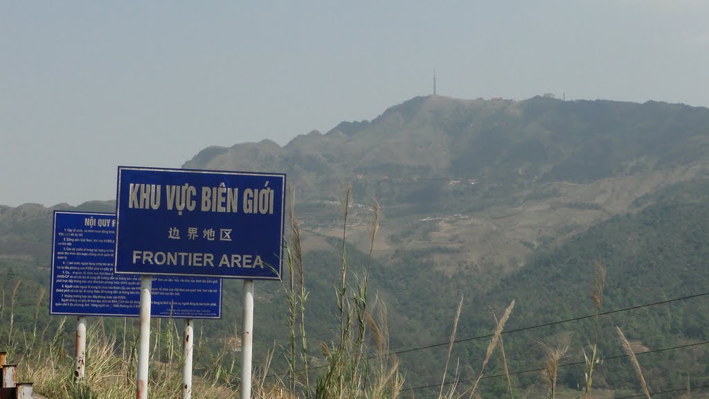 ກອງປະຊຸມສະຫຼຸບ5ປີແຫ່ງການຜັນຂະຫຍາຍ3ເອກະສານນິຕິກຳກ່ຽວກັບຊາຍແດນທາງບົກຫວຽດນາມ-ຈີນ